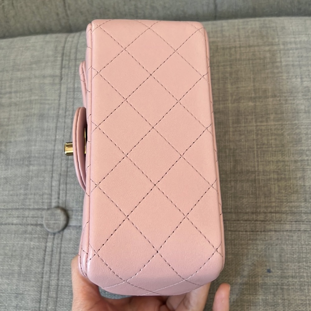 Chanel 22a Light Pink with Light Gold Hardware Square Mini Lambskin - Picture 8 of 17